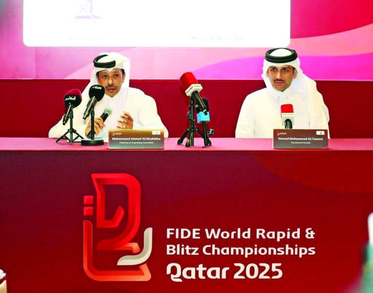 Mohammed al-Mudahka, President of the Qatar Chess Association (QCA) and Vice President of the Arab Chess Association, and Hamad al-Tamimi, Executive Director of QCA
