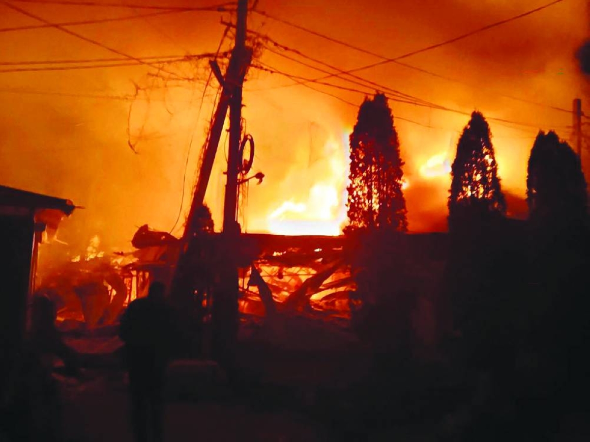 Russia, Ukraine trade claims of attacks on civilians