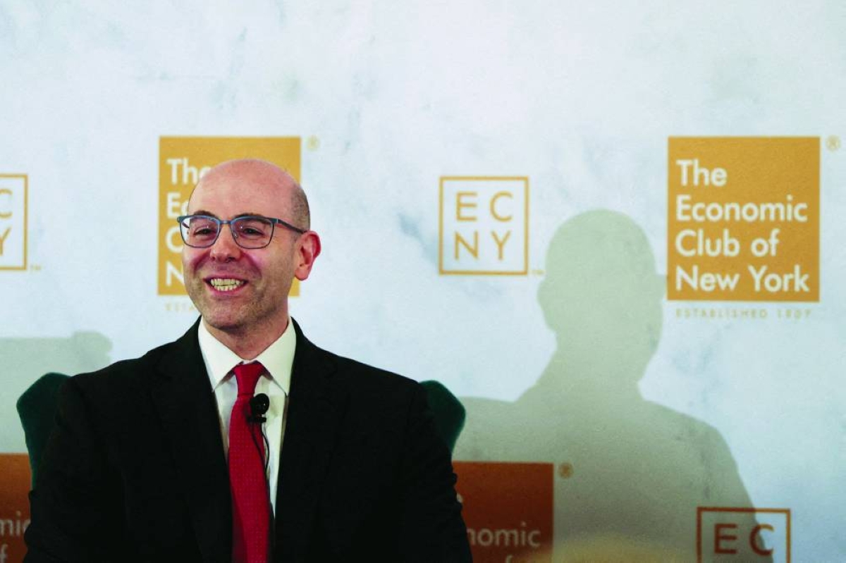 US Fed governor sees need for a significant drop in rates