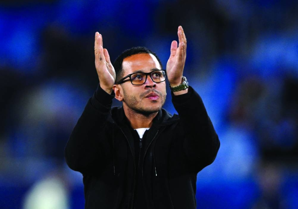 Chelsea appoint inexperienced Rosenior as boss