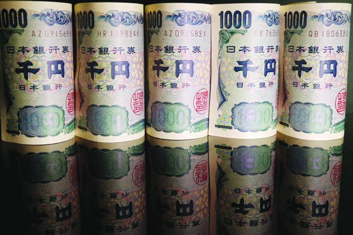 Banknotes of Japanese yen are seen in the illustration picture. he weak yen has been a headache for policymakers as it inflates import costs, weighs on households and possibly affects  Prime Minister Sanae Takaichi's popularity ratings.