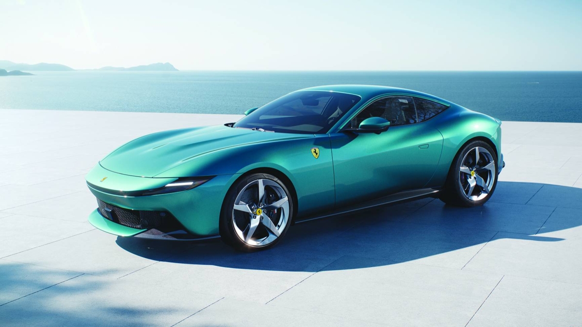 
The Ferrari Amalfi stands out for its unprecedented balance between adrenaline and everyday usability. 