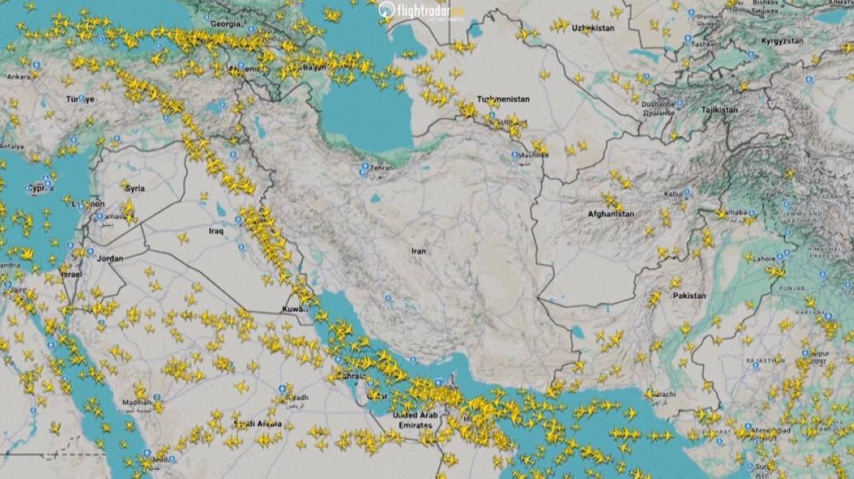Empty airspace over Iran, during a temporary closure of the country's airspace amid concerns about possible military action between the United States and Iran, in this screengrab obtained from the internet on January 15, 2026. FlightRadar24.com/Handout via REUTERS  ATTENTION EDITORS - THIS IMAGE HAS BEEN SUPPLIED BY A THIRD PARTY. NO RESALES. NO ARCHIVES. REFILE - CORRECTING DATE FROM "JANUARY 14" TO "JANUARY 15".