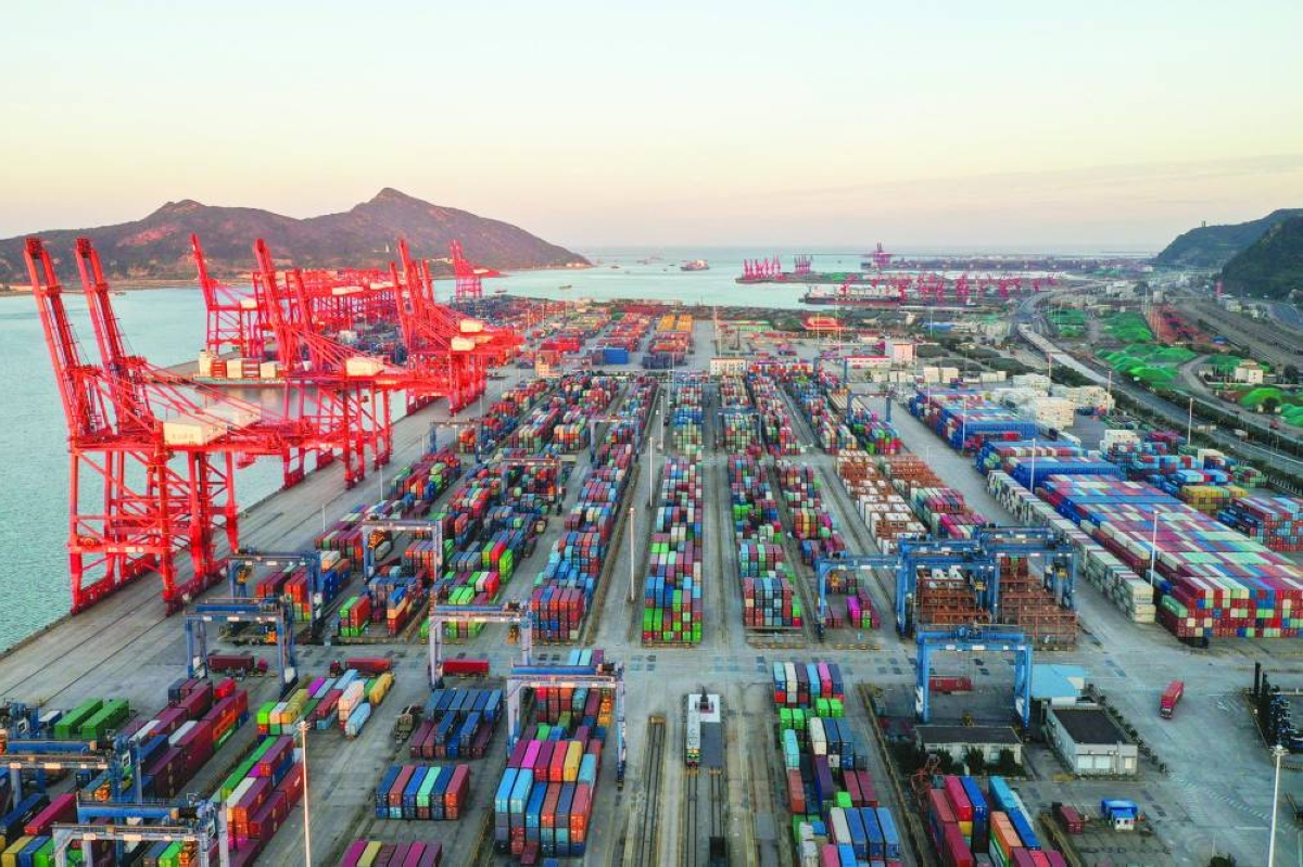 China's trade ends 2025 with record $1.2tn surplus despite Trump tariff jolt