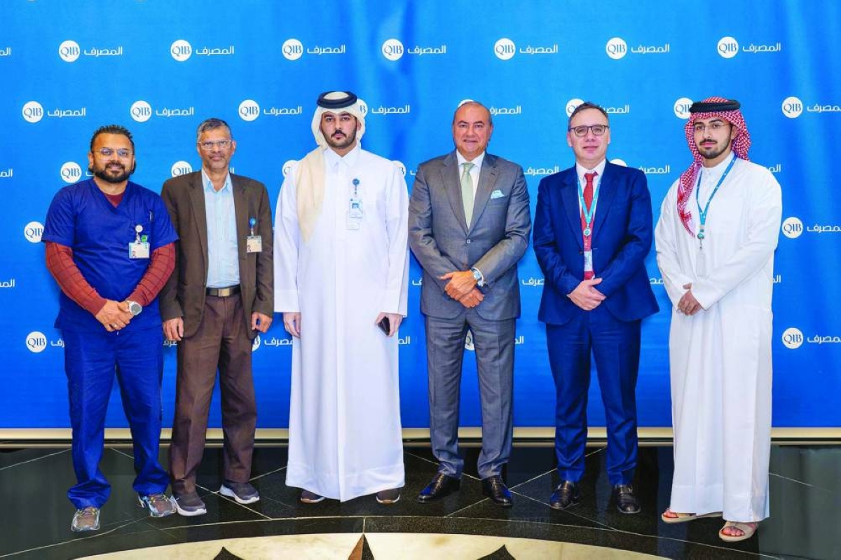 QIB officials at the blood donation drive.