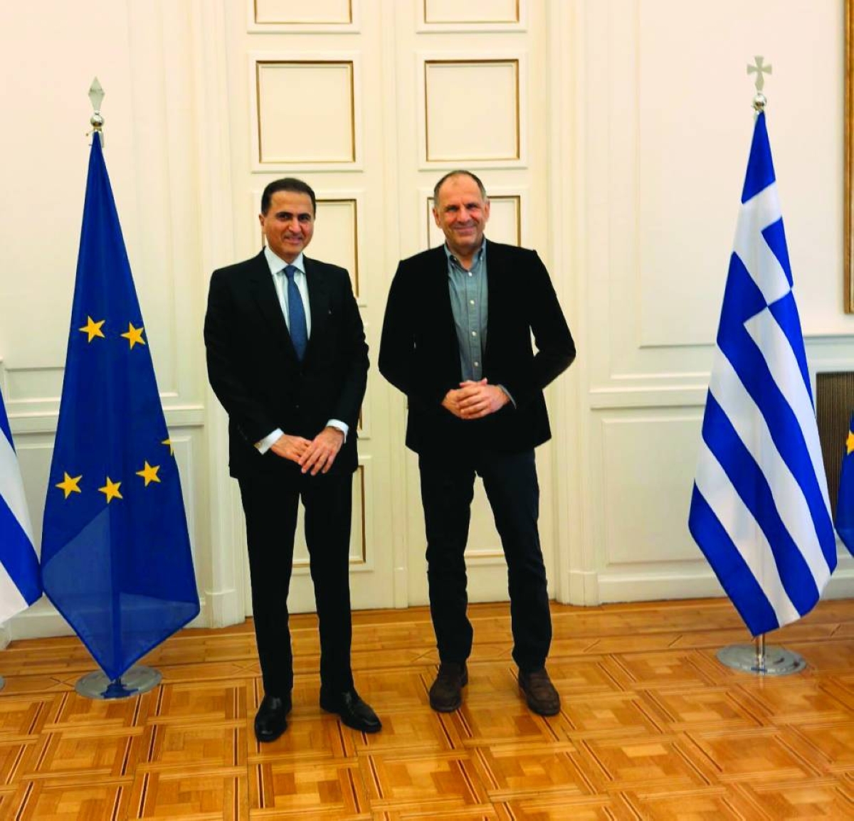 Greek FM meets Qatar's envoy