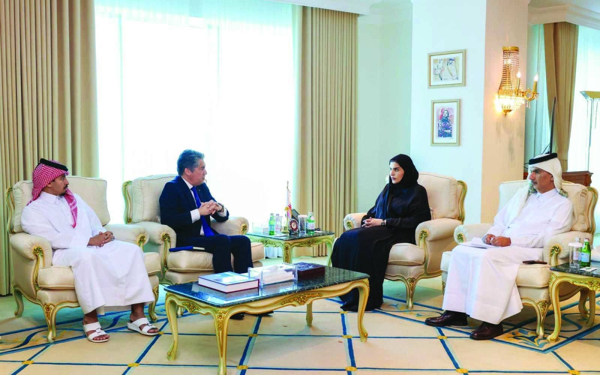 Minister of state for international cooperation meets Greek envoy