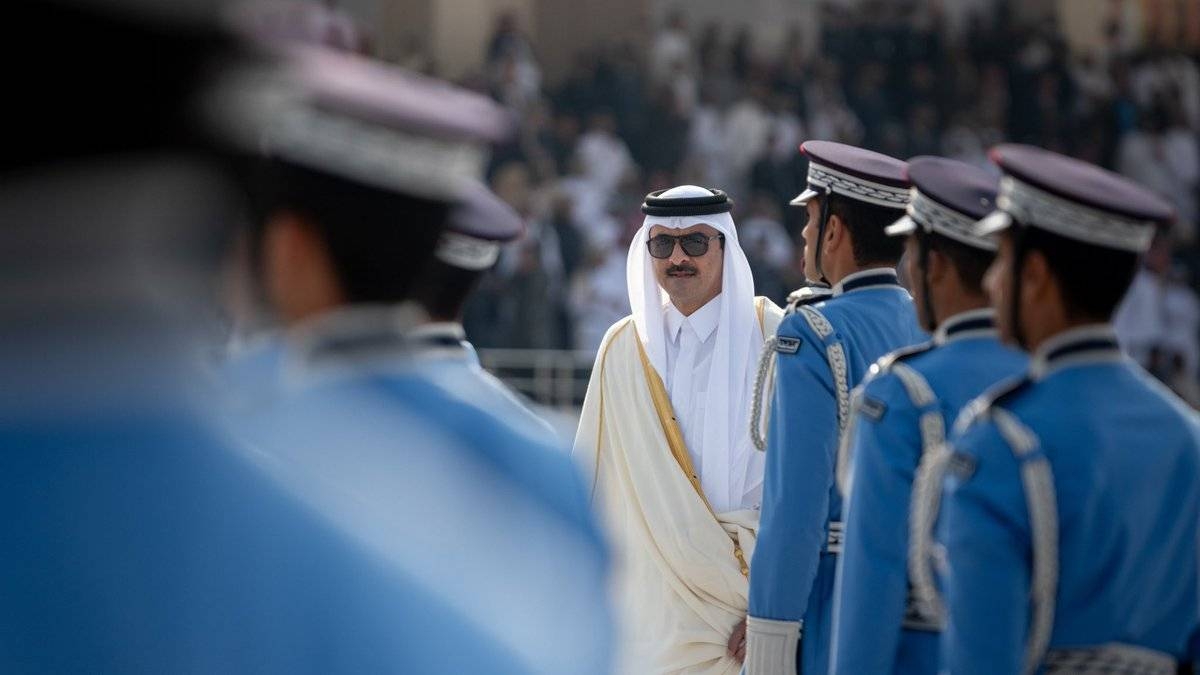 HH the Amir congratulates new graduates of military and security institutions