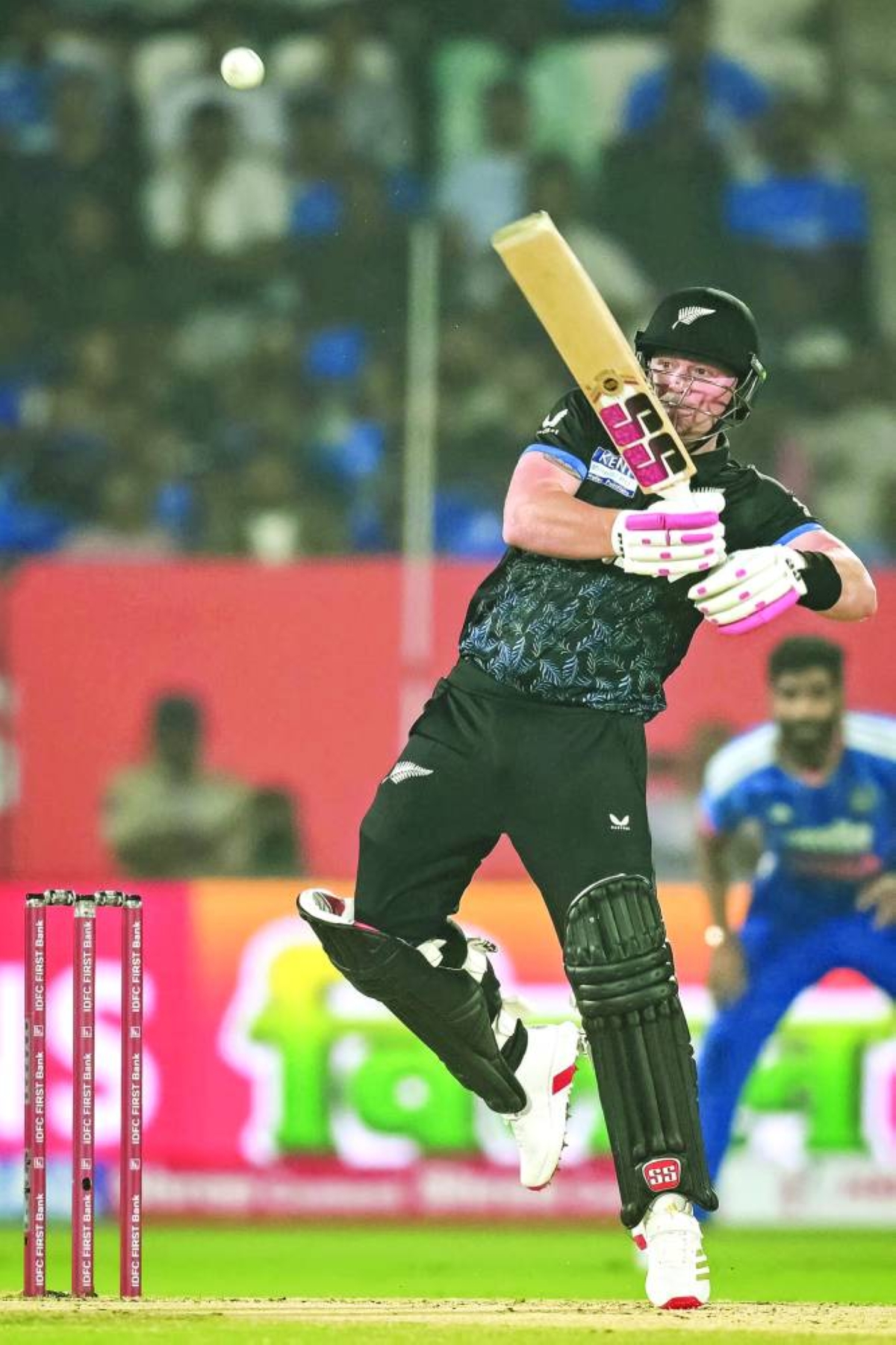 Bold New Zealand thrash India to end losing streak