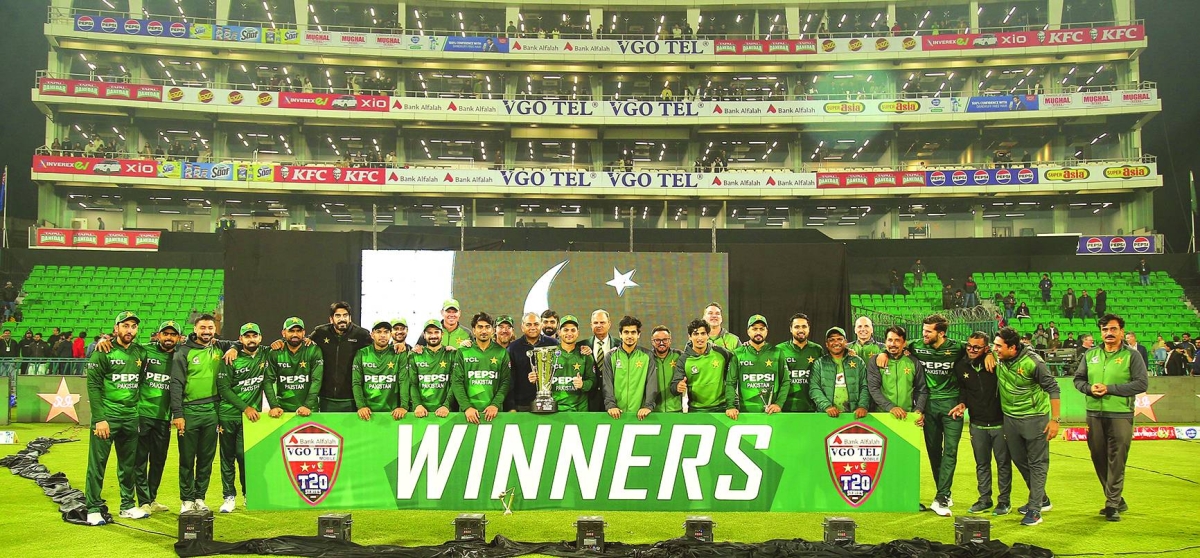 Pakistan sweep Twenty20 series against Australia