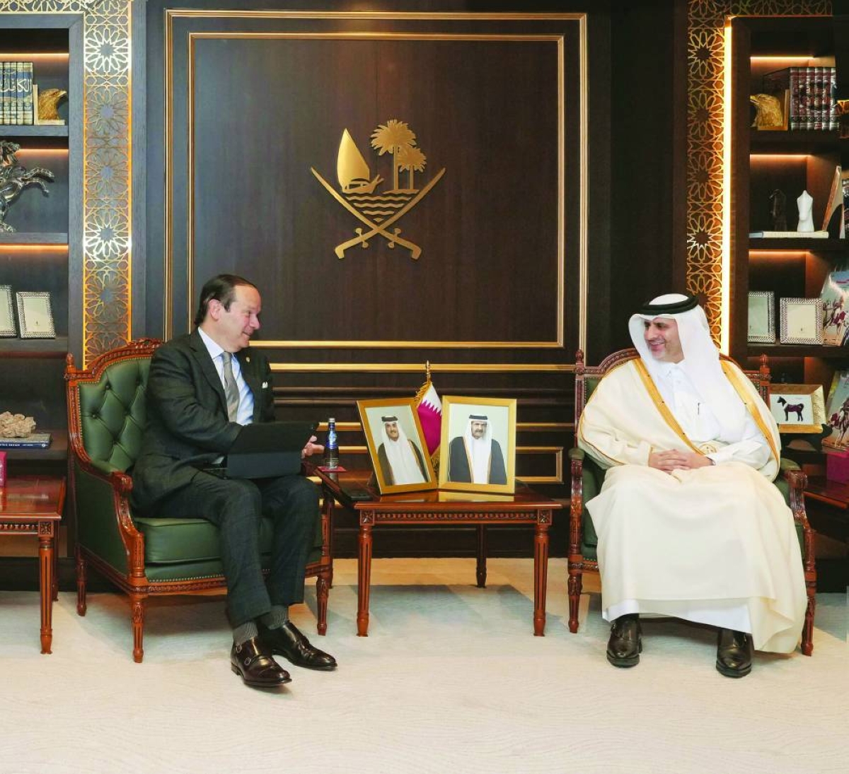 QCB governor meets minister of foreign affairs of Panama