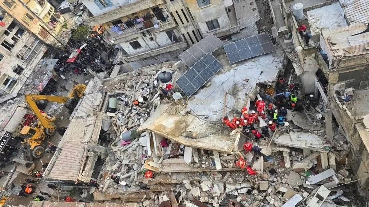 Building collapse kills 13 in Northern Lebanon, search for missing ongoing