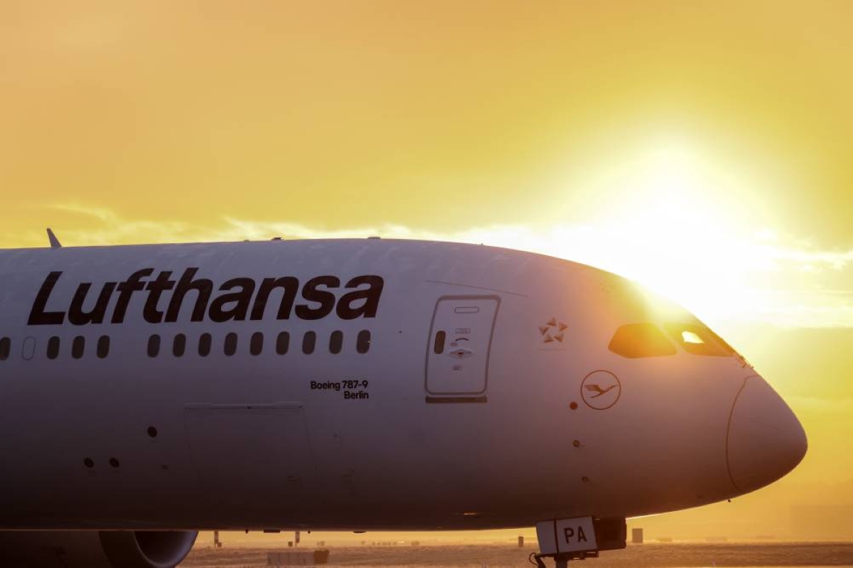 A Boeing Co 787-9 passenger aircraft, operated by Deutsche Lufthansa, taxis at Frankfurt Airport. The German carrier said most of the Allegris business-class seats on its new Boeing 787 aircraft are now available for booking.