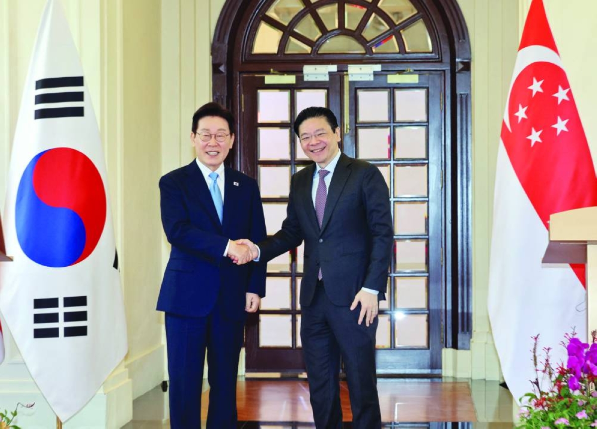 South Korea's Lee holds summit with Singapore's Wong on AI, tech co-operation