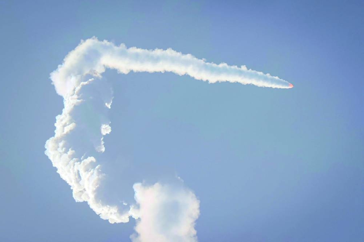 The launch scene of Kairos No. 3 is seen in Nachikatsuura Town, Wakayama Prefecture, Thursday. (AFP)