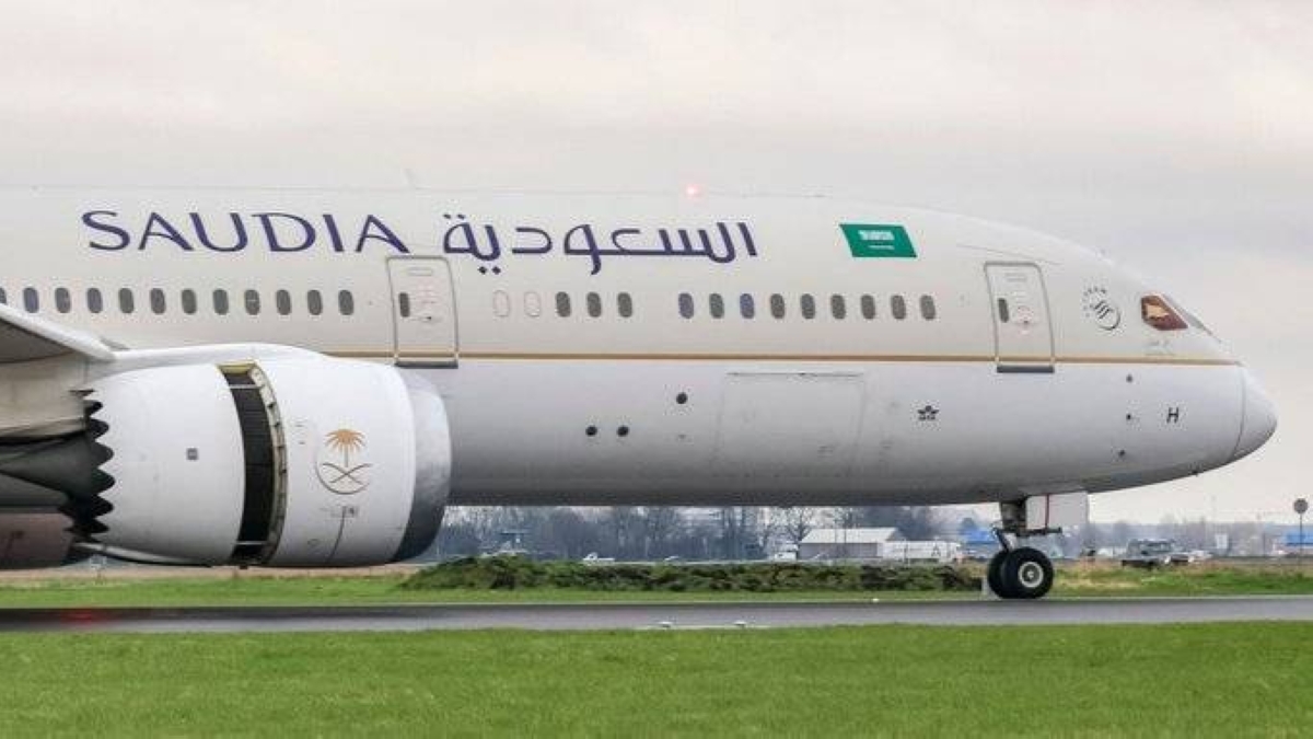 Saudi Airlines extends flight suspensions to gulf destinations amid regional tensions
