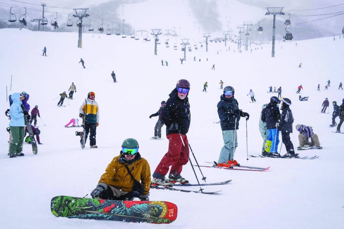 
Foreign tourists skiing and snowboarding at the Niseko Tokyu Grand Hirafu ski resort in Kutchan, Hokkaido prefecture. (AFP/File photo) 