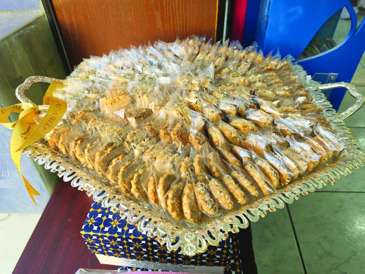 Individually wrapped sweets arranged on decorative trays highlight the rising demand for convenient, ready-to-serve treats popular for Eid hospitality and gift-giving. 
PICTURE: Joey Aguilar
