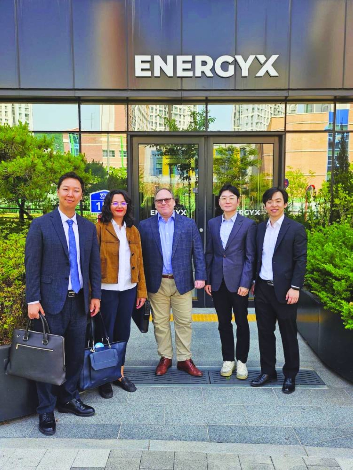 Rasmal Ventures partners, Alexander Wiedmer and Soumaya Ben Beya, together with Sean Park, founder and CEO at EnergyX; Tom Hong, CEO; and Bo Jeong, CTO. 