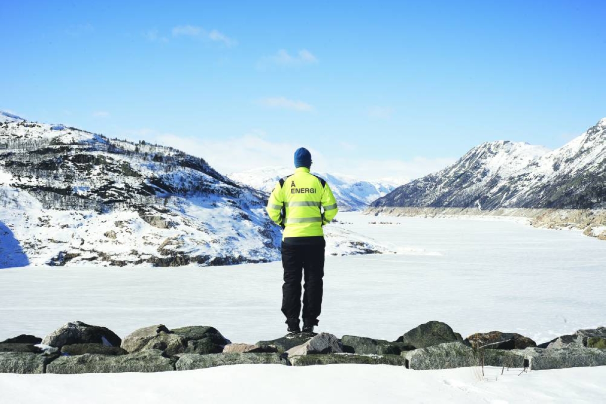 
Sverre Eikeland at the Vatndals dam in March. (Bloomberg) 