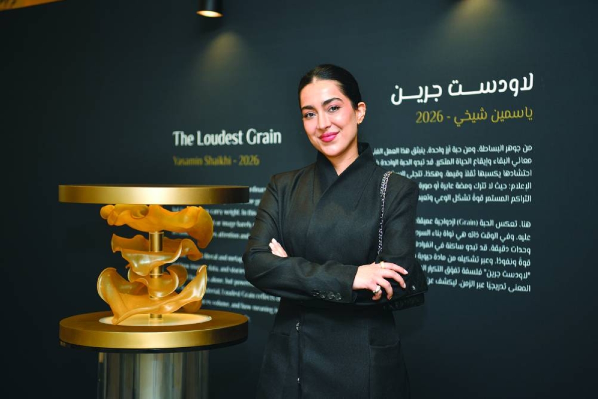 Yasamin Shaikhi with her winning art work.