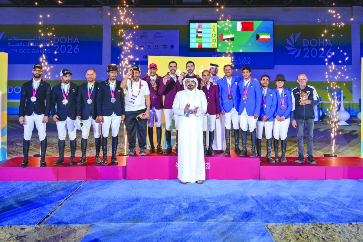 HE Sheikh Joaan bin Hamad al-Thani, President of the Olympic Council of Asia and Qatar Olympic Committee, and Chairman of the Organising Committee of the 4th GCC Games, crowned the podium winners.