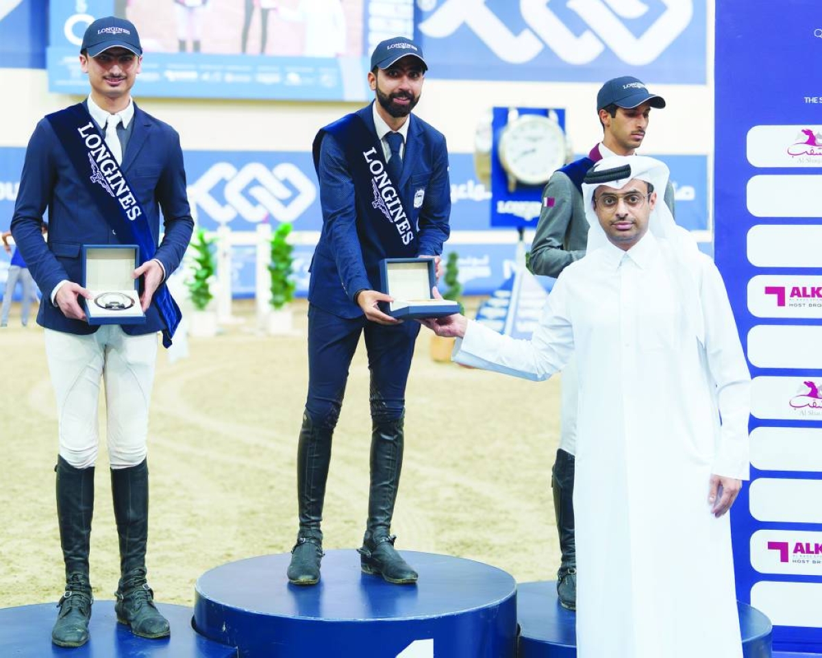 Sheikh Ahmed bin Mohammed al-Thani, Director of Facilities Management at the Qatar Equestrian Federation, presented the medals to Silver Tour winners.