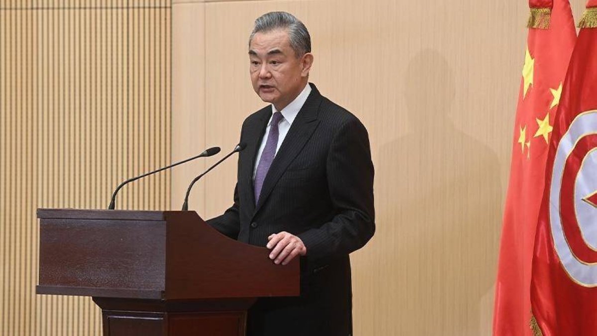 China's Foreign Minister calls for breakthrough in US-Iran negotiations