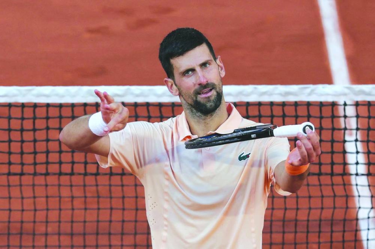 Djokovic battles past Royer, Starodubtseva stuns Rybakina at French Open