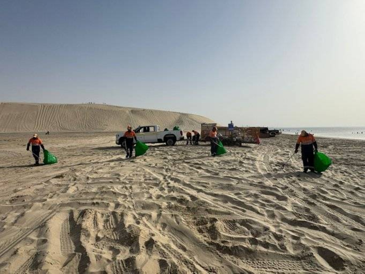 Beach cleanup campaign