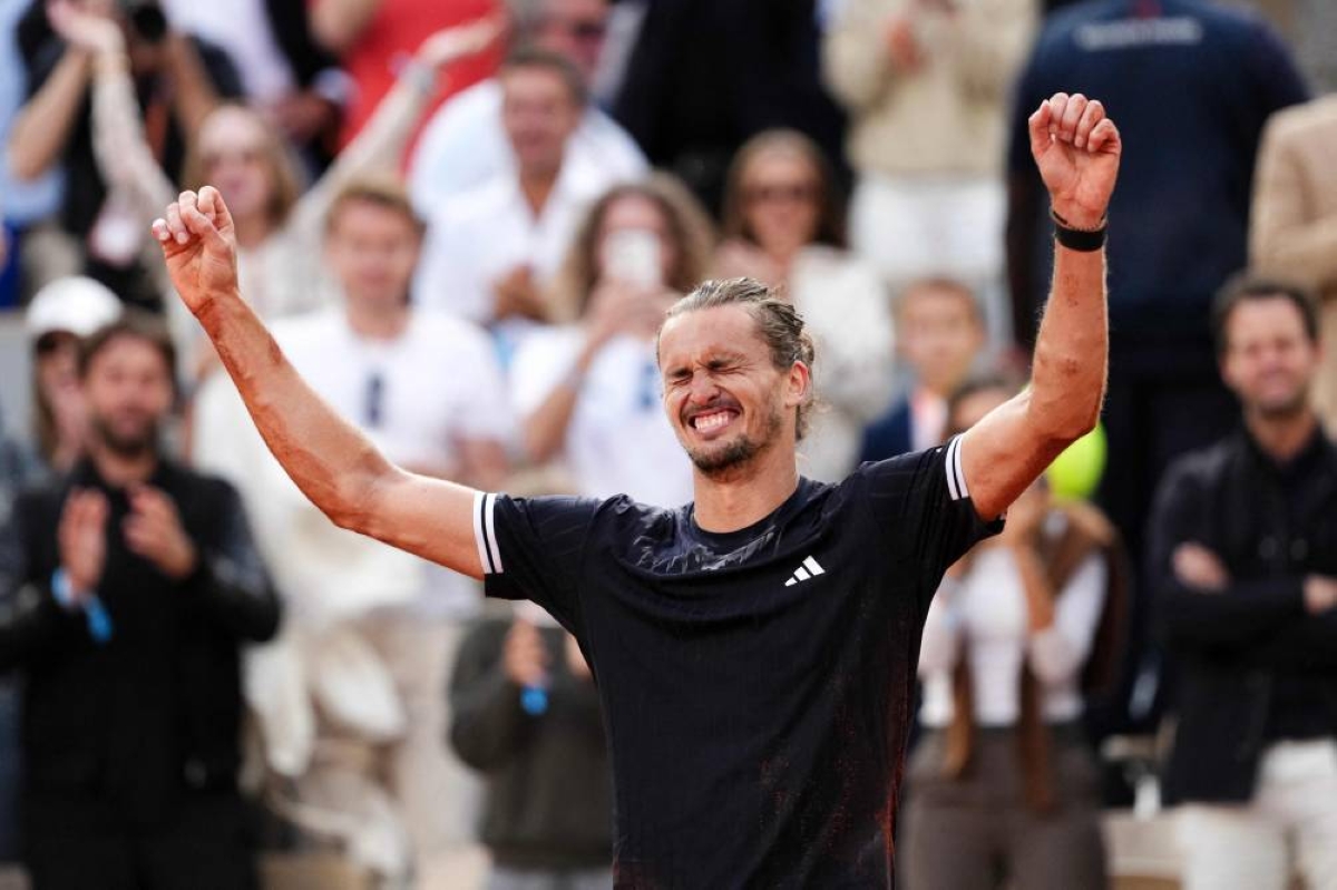 Zverev ends wait for Grand Slam title with French Open triumph