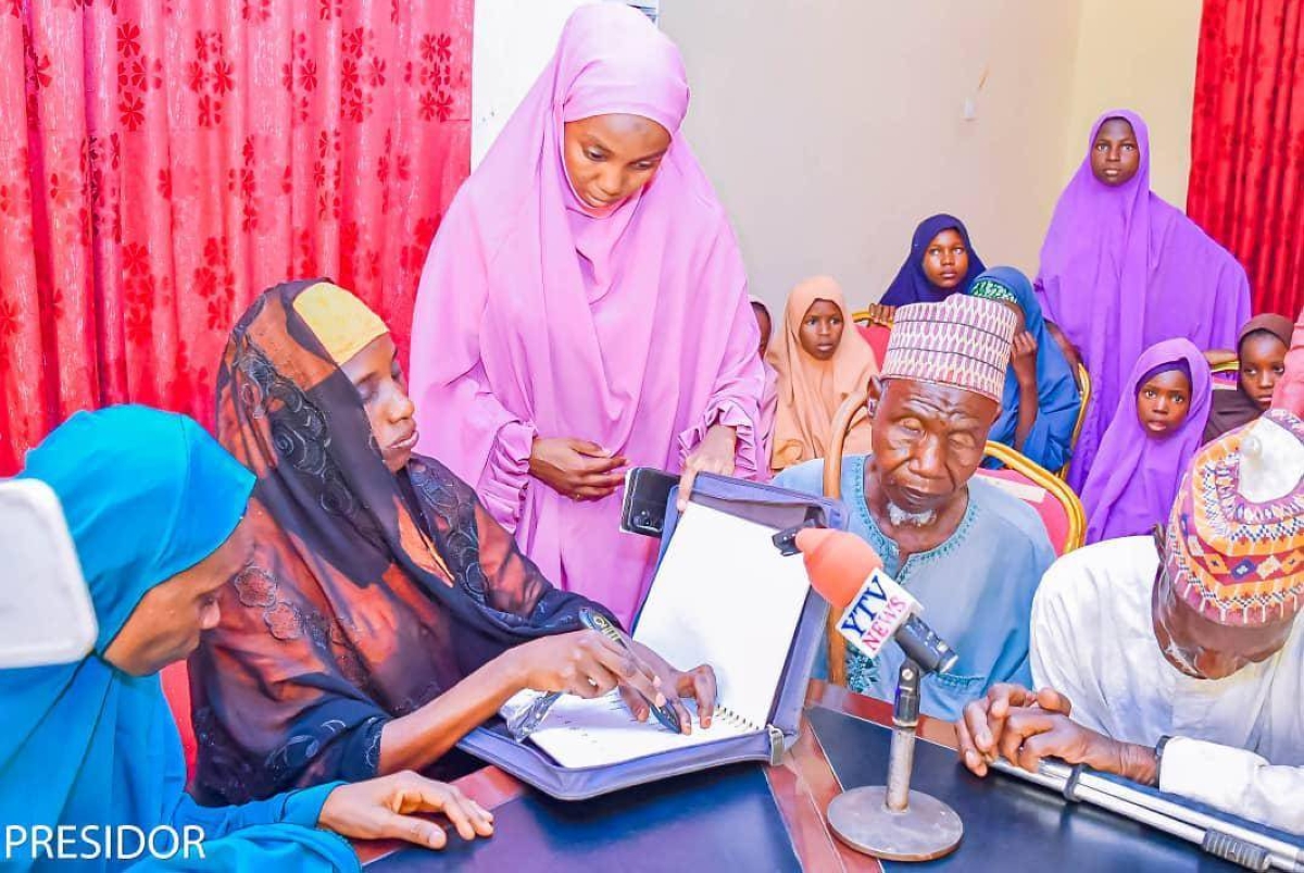 QC distributes ‘Mushaf Basirah’ to visually impaired individ