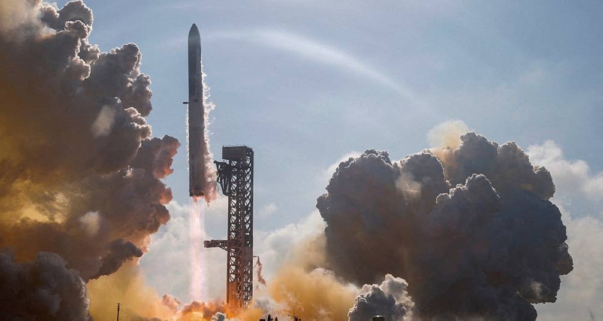 Sitting out the SpaceX IPO? Why that’s hard to do