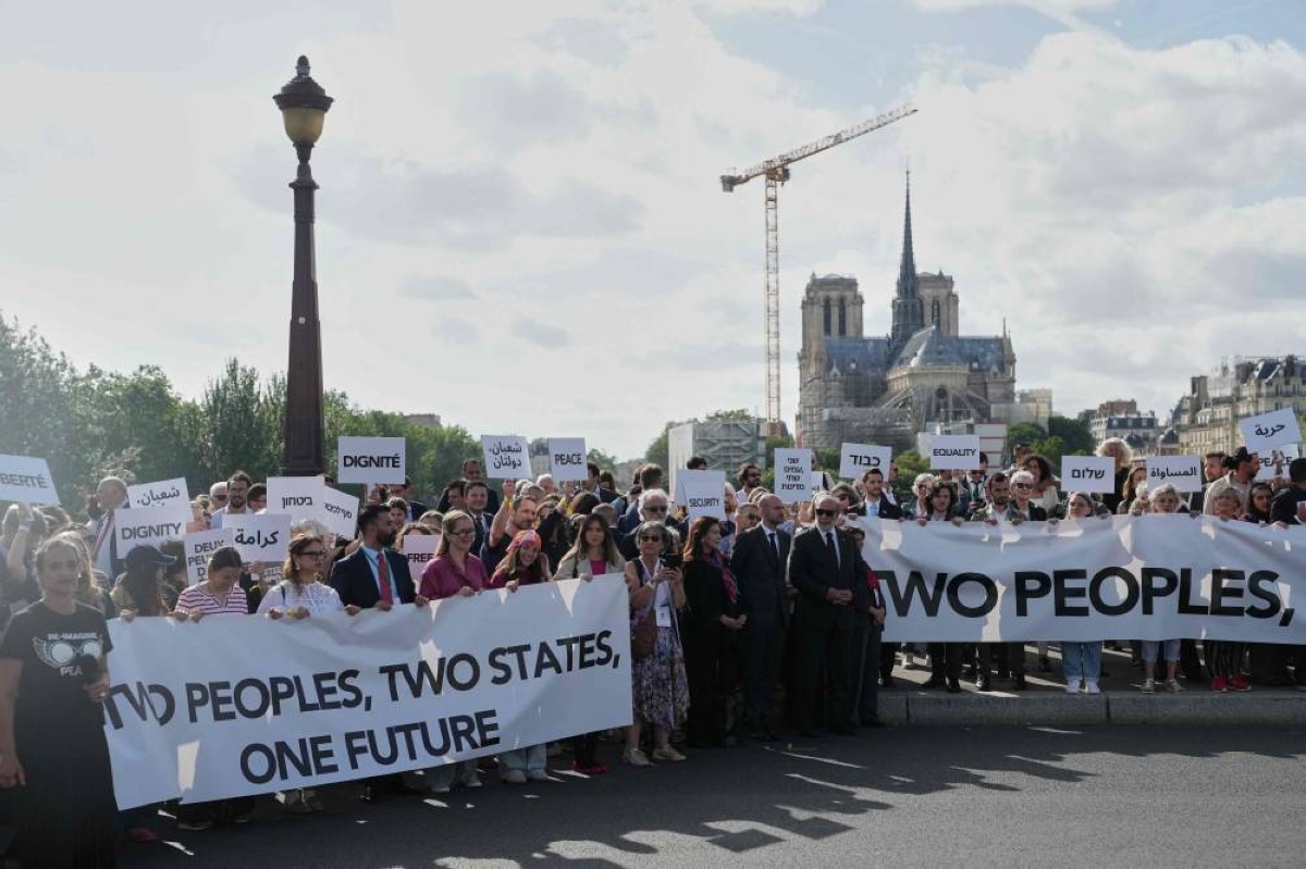 Israeli, Palestinian groups urge G7 support for two-state solution