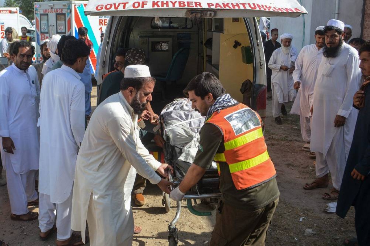 Seven killed in two roadside bomb blasts in northwestern Pakistan