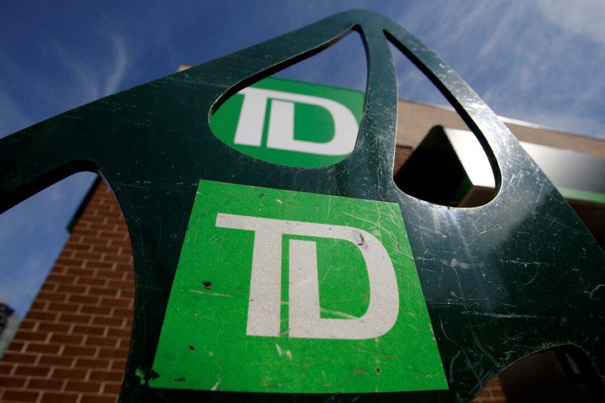 Canadian bank to use WorkiQ software to track some employees
