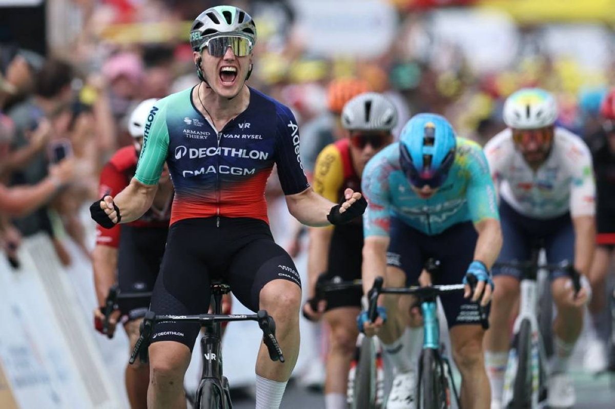 'Unbelievable' Kooij wins Tour de France 5th stage in chaotic sprint finish