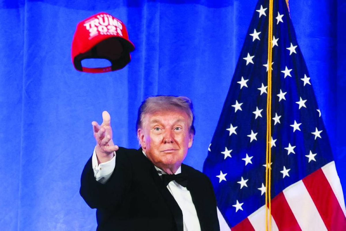 Trump mixes jokes with barbs at press freedom dinner