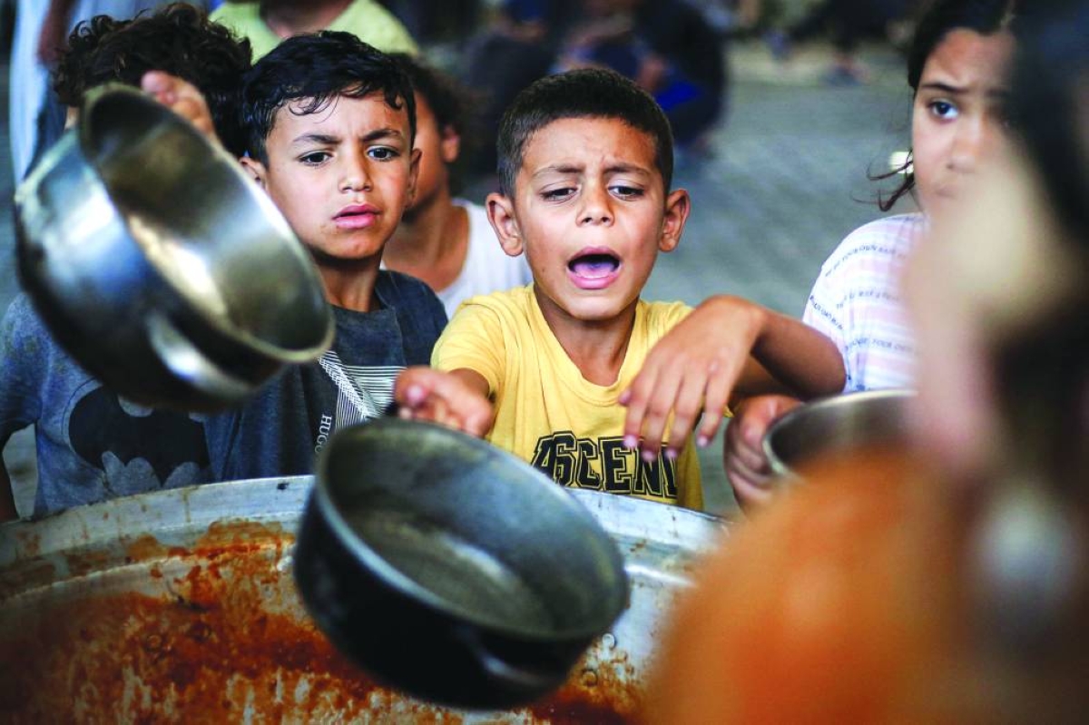 Israel to allow international force into Gaza, official says
