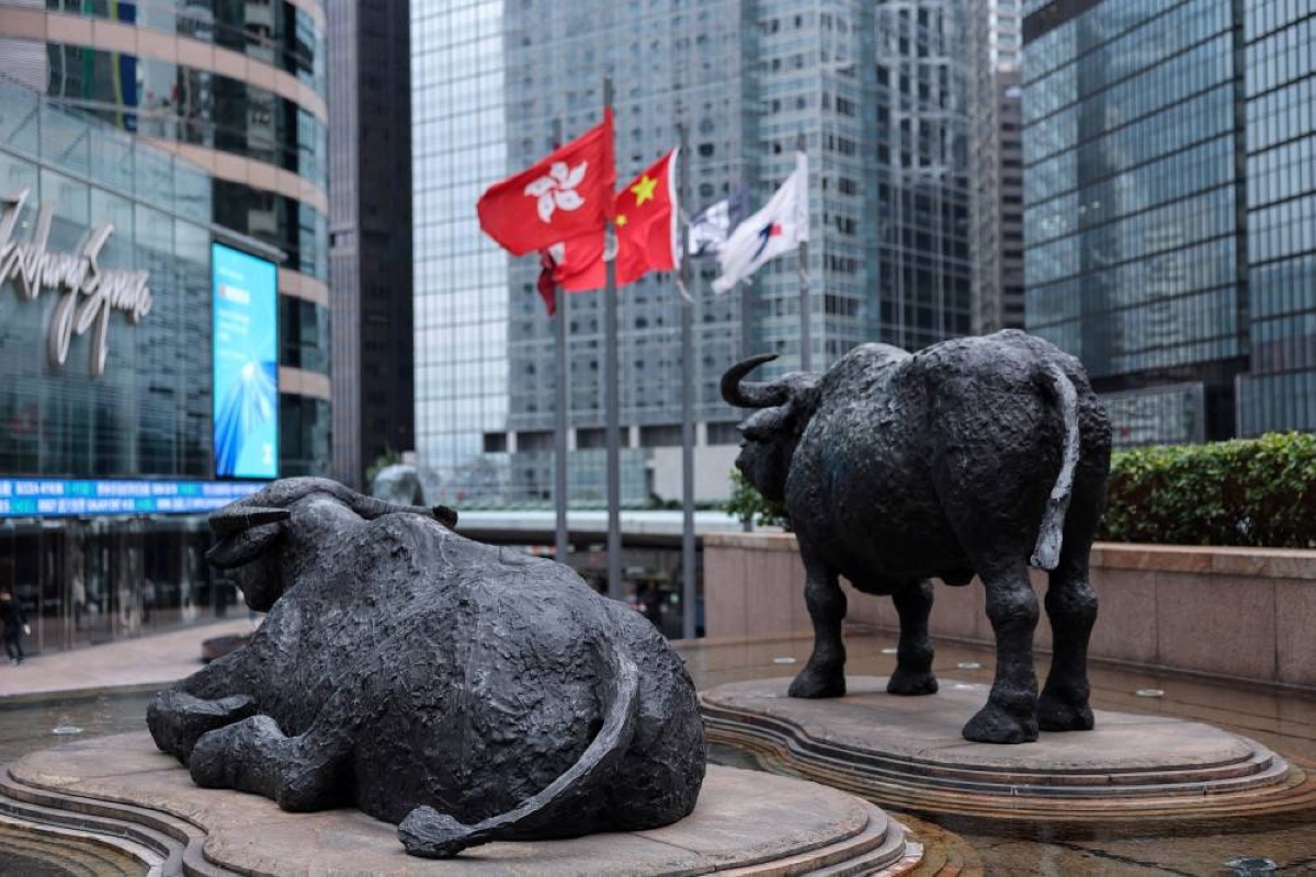 Most Asian stocks rise as US data ease rate fears