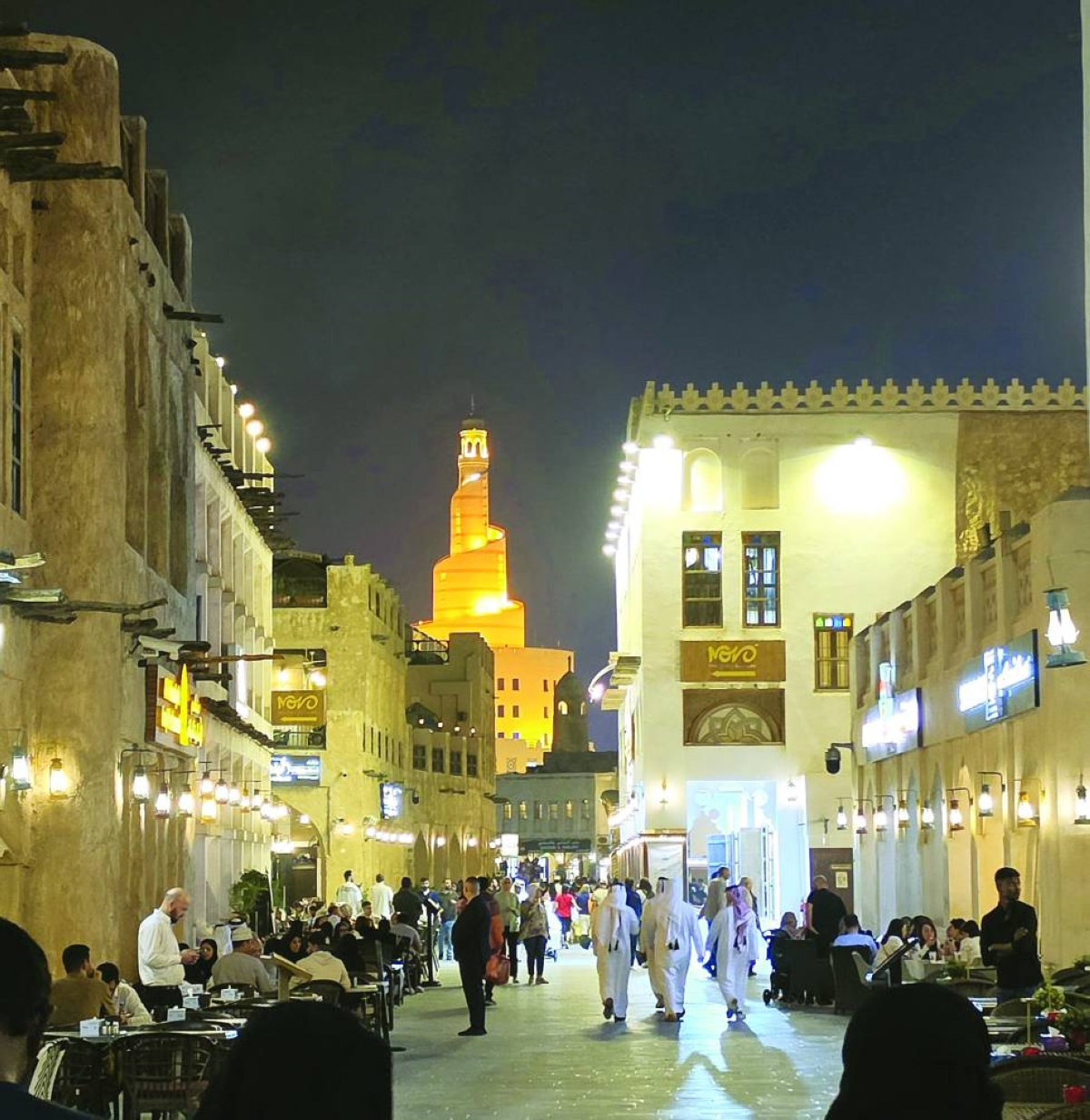 When workday ends, Doha's economy begins another shift