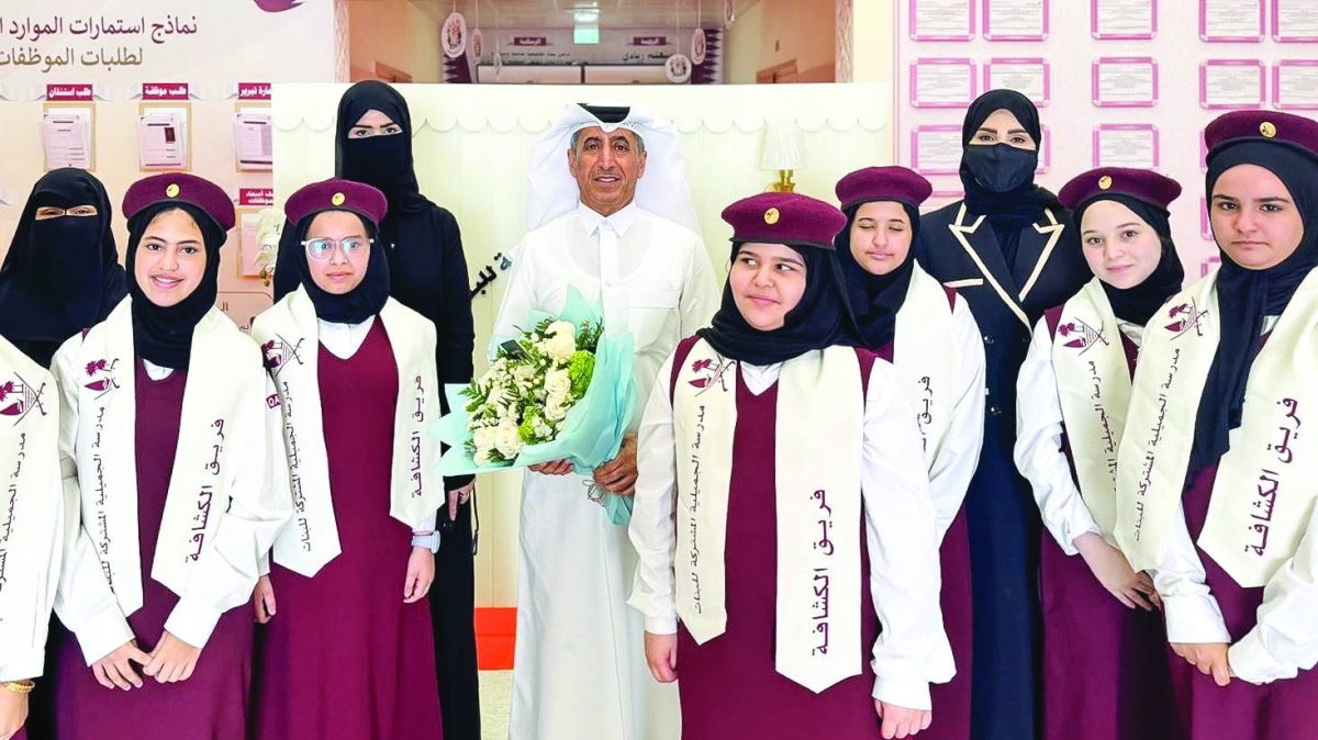 Qatari Education Ministry Officials Monitor School Readiness for New Academic Year