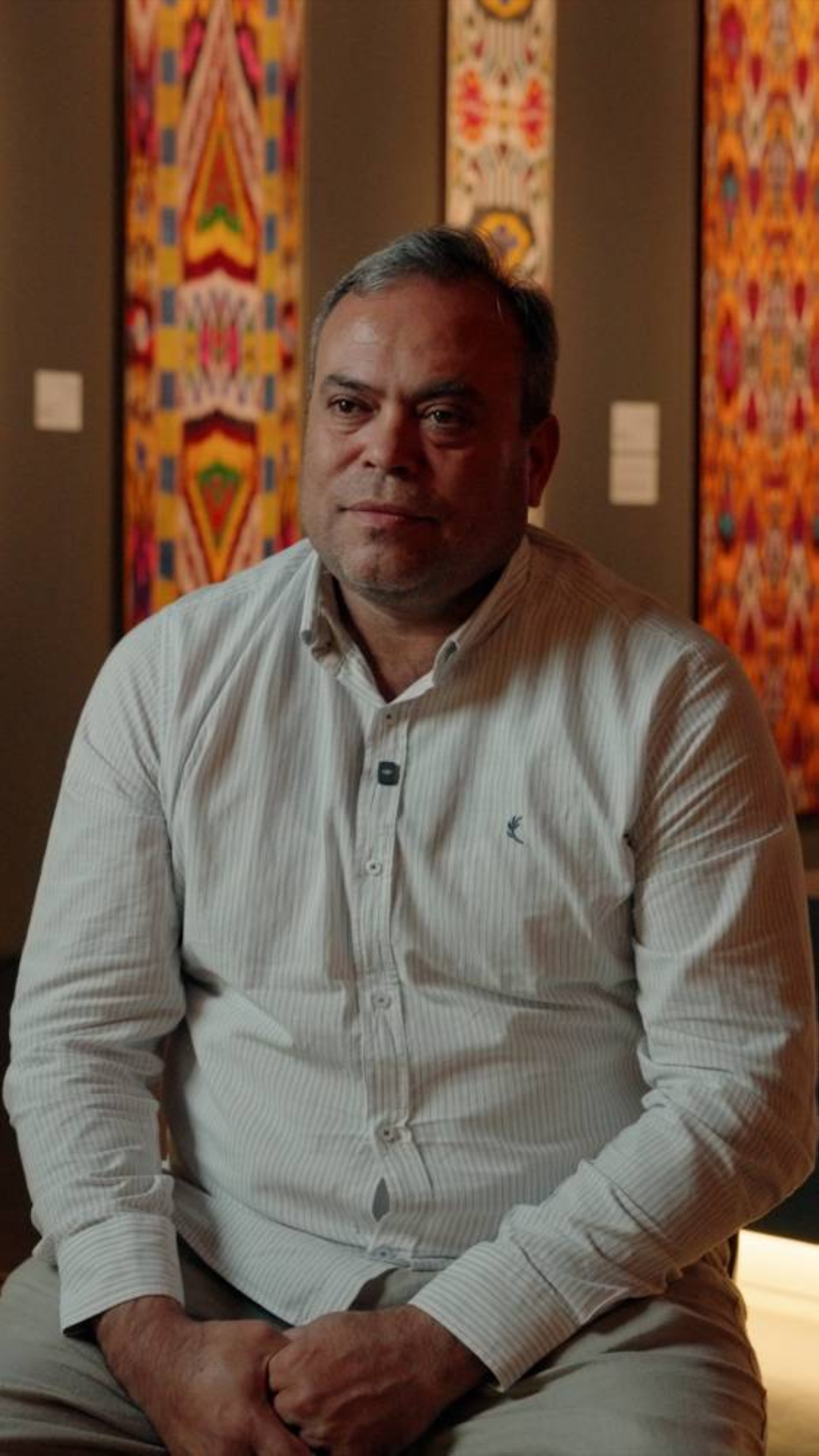 Uzbek Artist Davlat Toshev Promotes Traditional Bukhara Craftsmanship at Qatar Museum