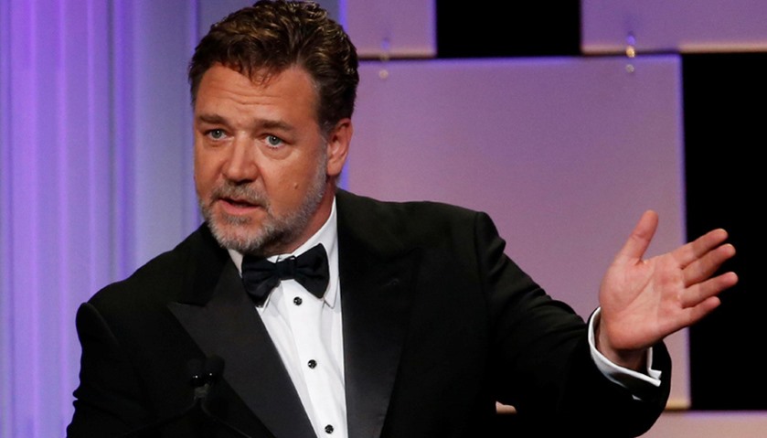 Actor Russell Crowe speaks at the 30th annual American Cinematheque Award ceremony