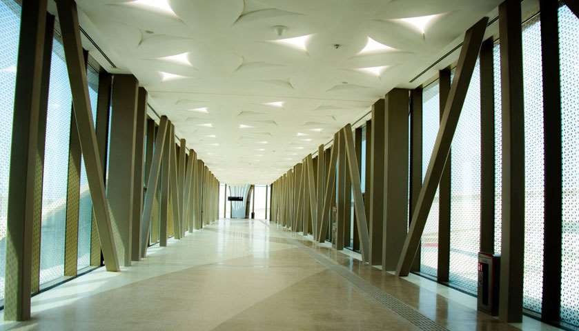 Al Wakrah station - a corridor