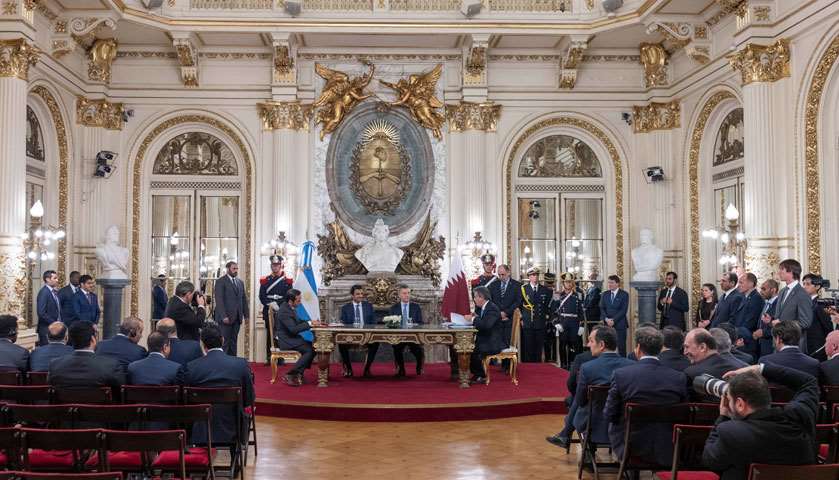 His Highness the Amir  and Argentina\'s President witness signing of agreements