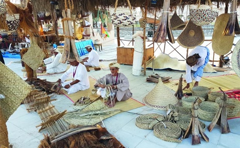 Live demonstrations of basket-making and other handicraft at the festival venue