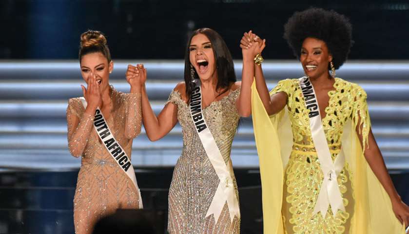 (L-R): Top three finalists Miss South Africa 2017 Demi-Leigh Nel-Peters, Miss Colombia 2017 Laura Go