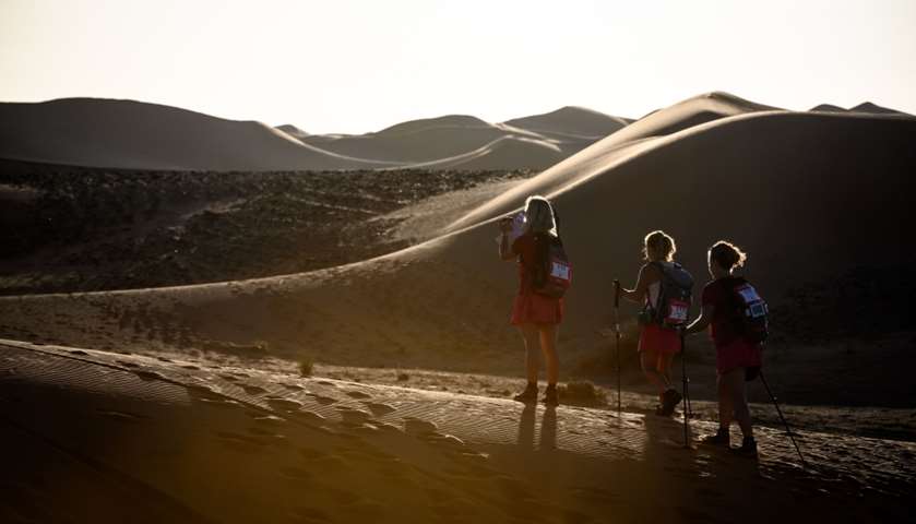 Women take part in Rose Trip Maroc
