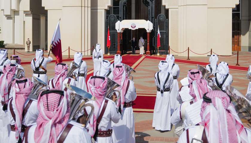 His Highness the Amir accompanies Tunisia President during ceremonial reception